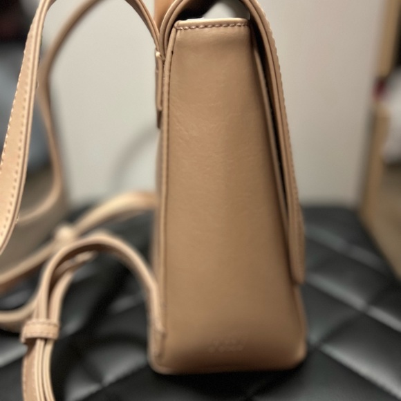 Matt and Nat Backpack - Picture 5 of 14